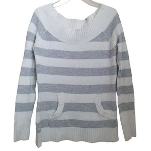 OP Ocean Pacific Juniors Sweater Sz Medium 7/9.